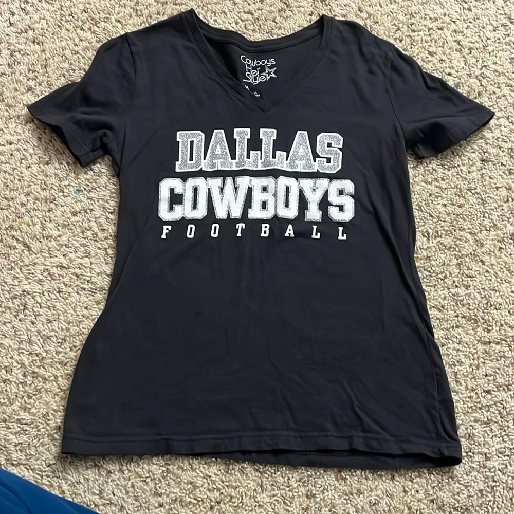 Women’s Dallas Cowboys shirt